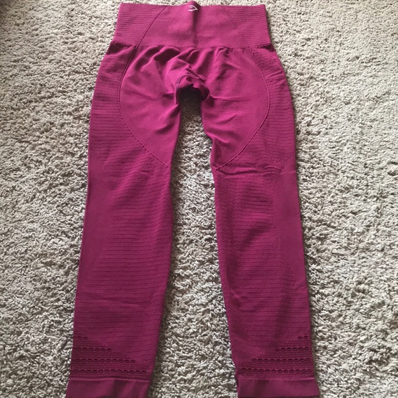 Burgundy Gymshark Energy Seamless - Picture 2 of 3